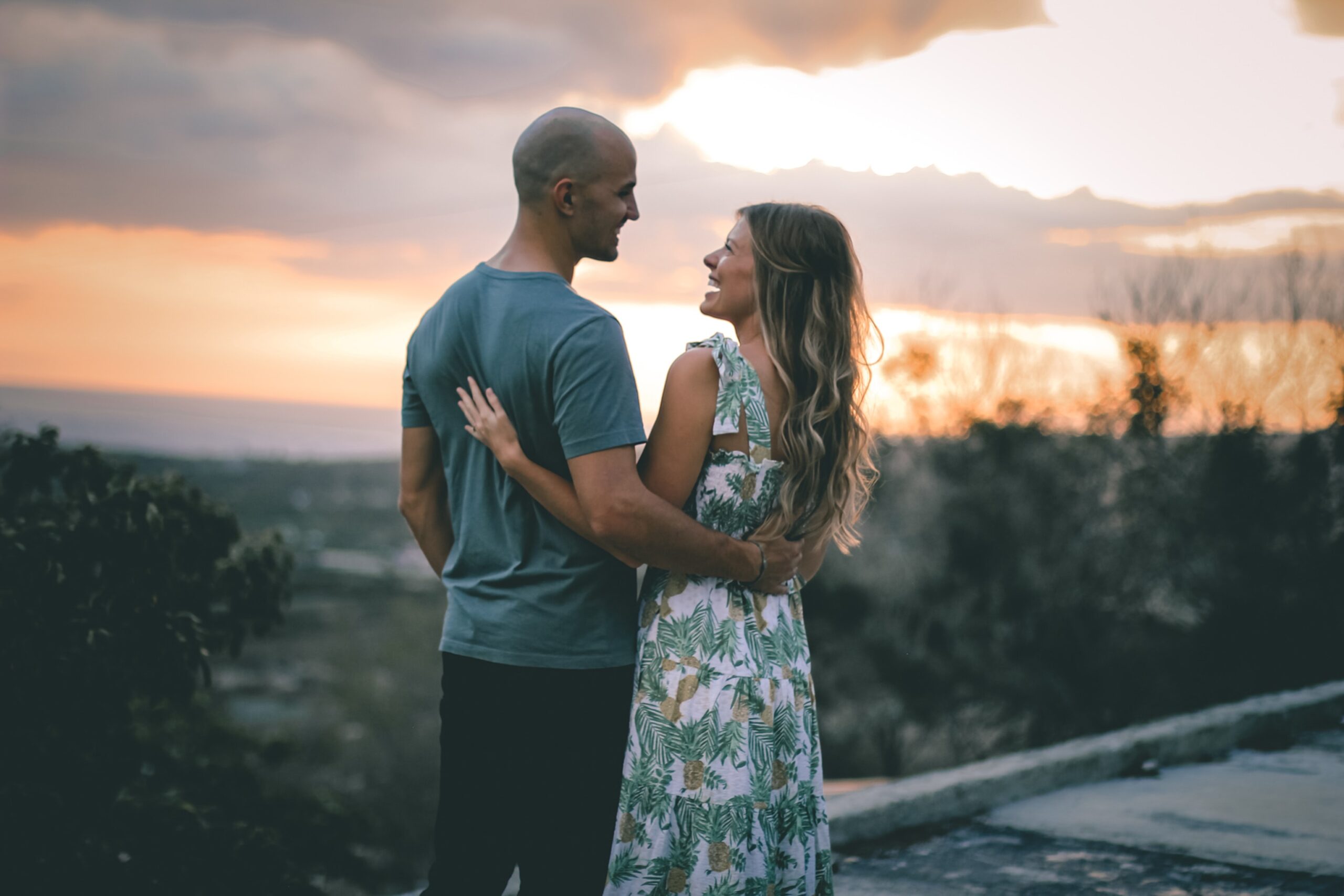 How Does a Guy in Love Look? You Will Know by These Things That he Cares
