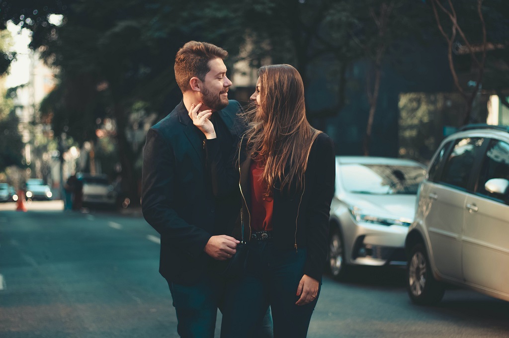 Four Ways You’re Sabotaging Your Dating Profile